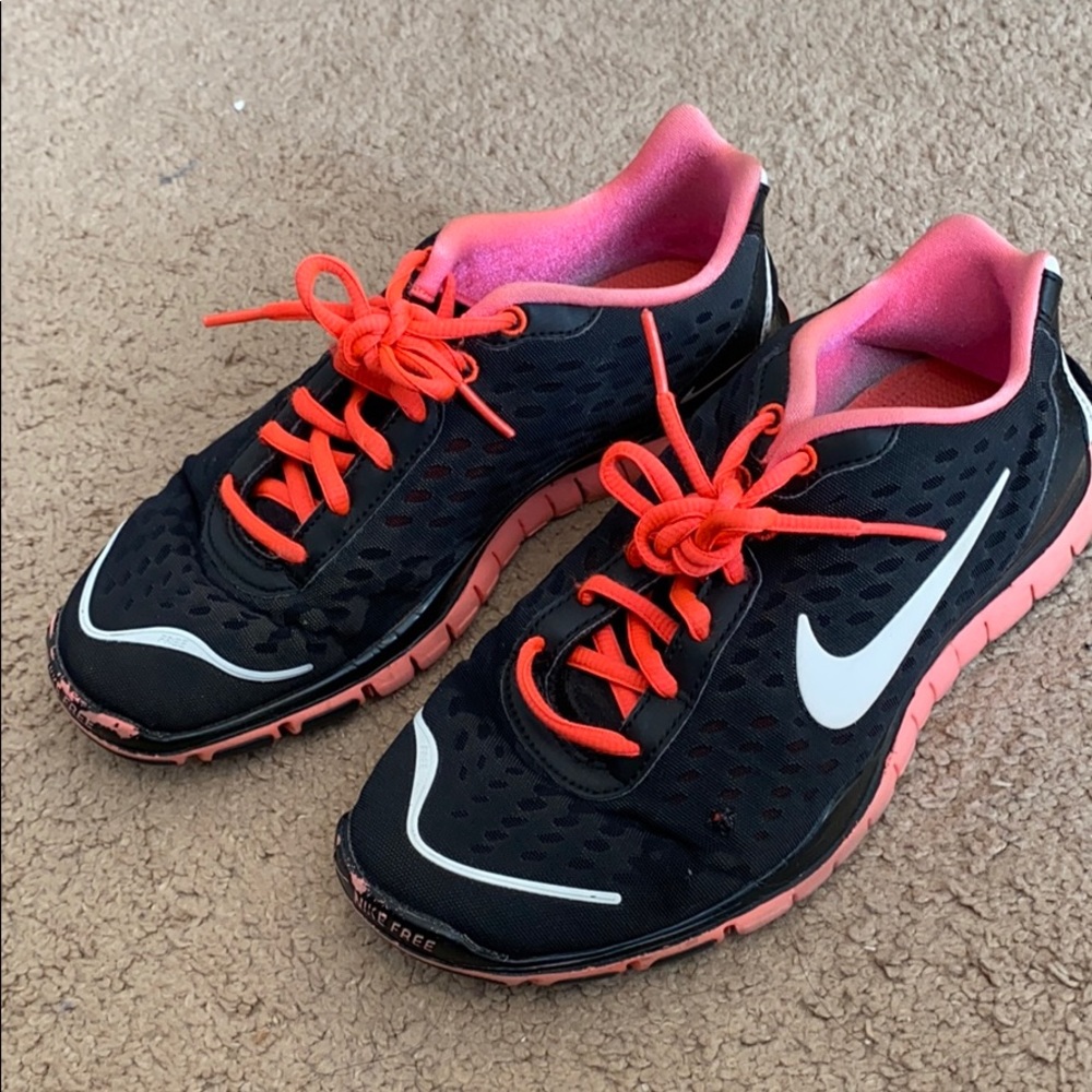 Nike Free TR Luxe 2.0 running shoes
